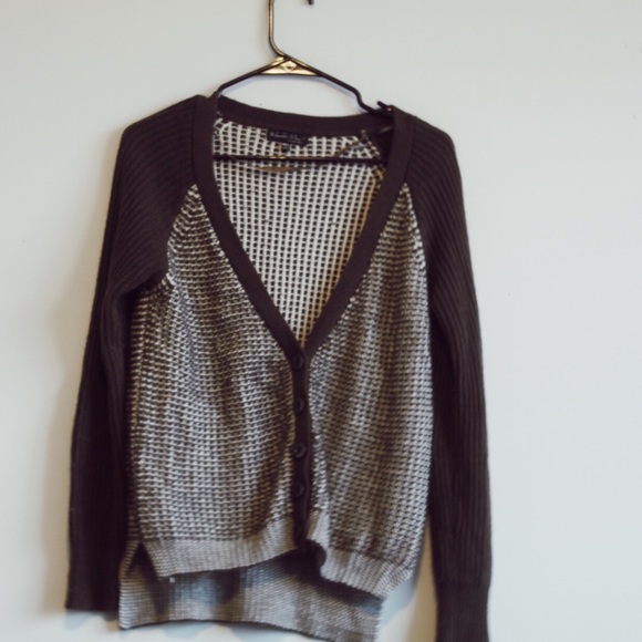 olive and white sweater cardigan - Picture 2 of 2